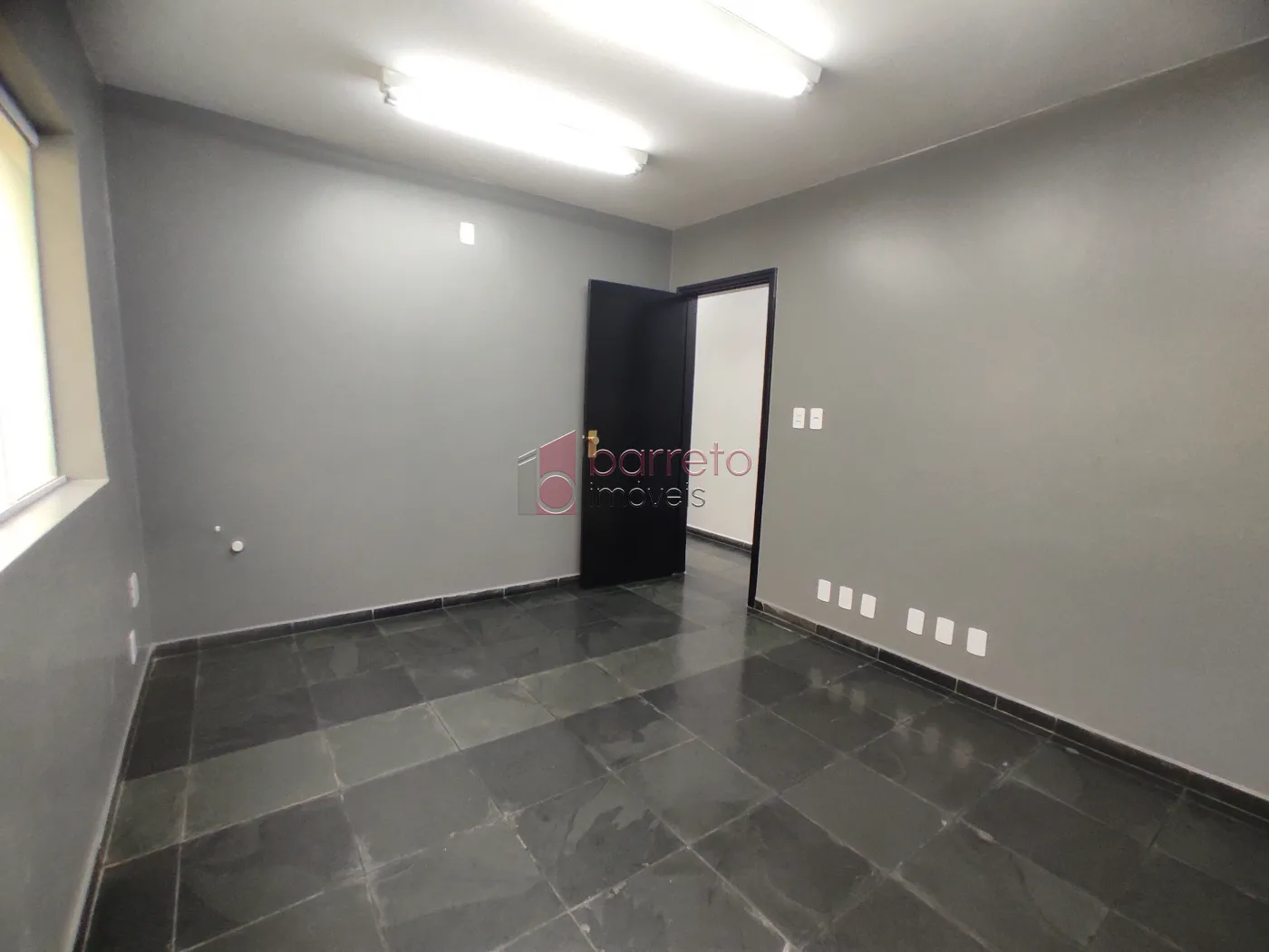 SOBRADO COMERCIAL PARA LOCAÇÃO CENTRO – JUNDIAÍ/SP