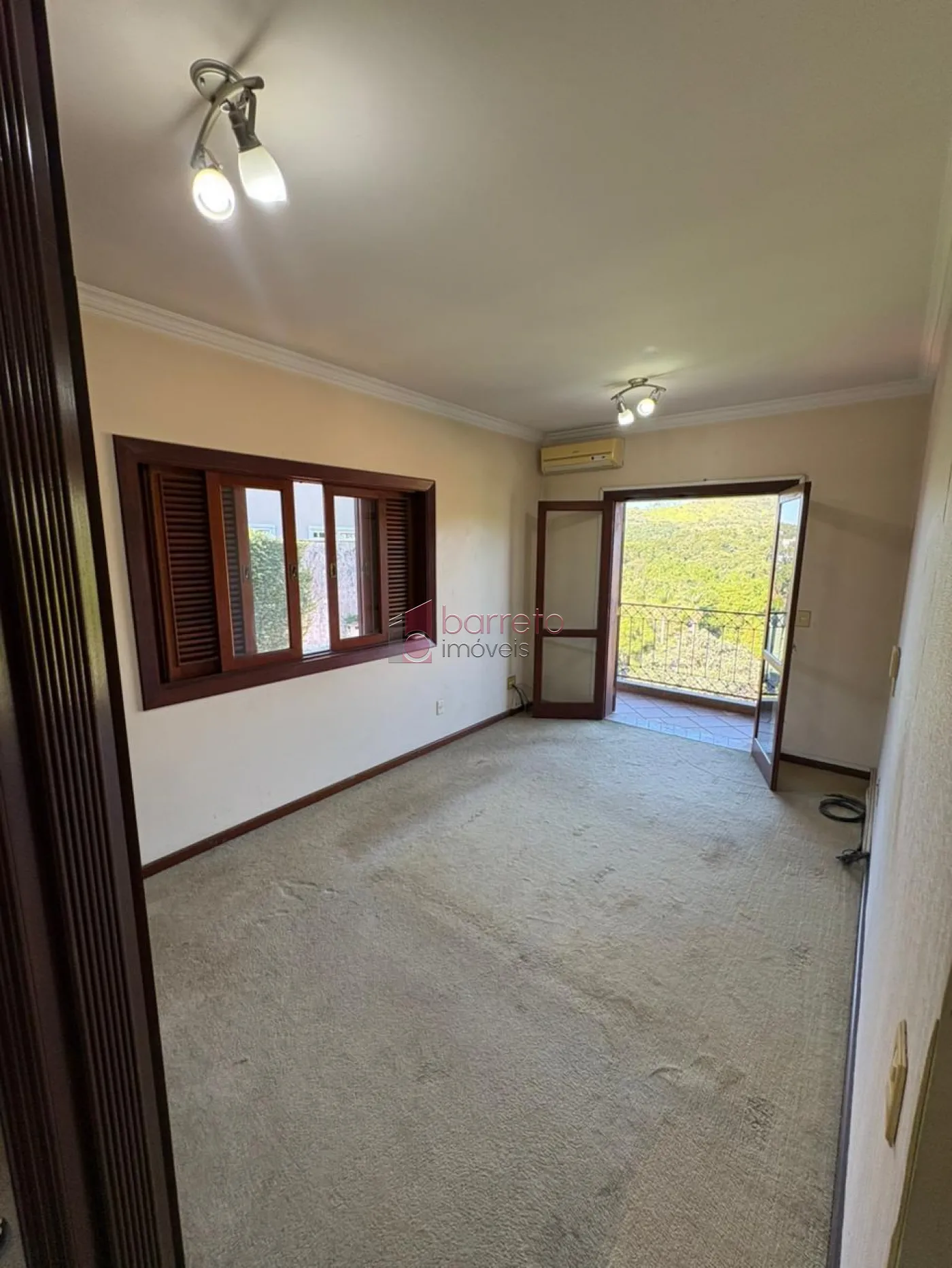 CASA À VENDA NO CONDOMÍNIO CHÁCARA MALOTA EM JUNDIAÍ/SP