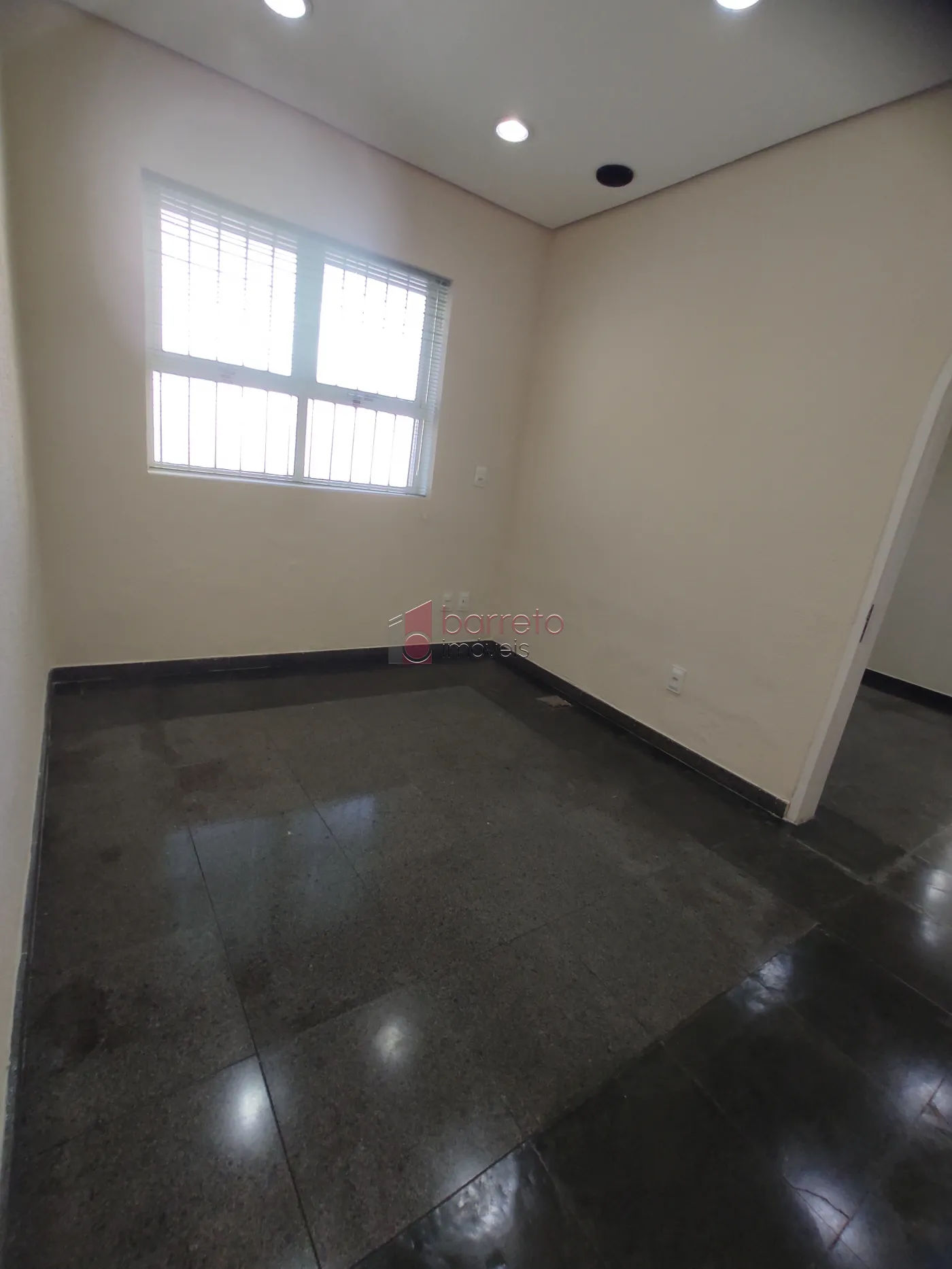 CASA COMERCIAL PARA LOCAÇÃO NO CENTRO – JUNDIAÍ/SP