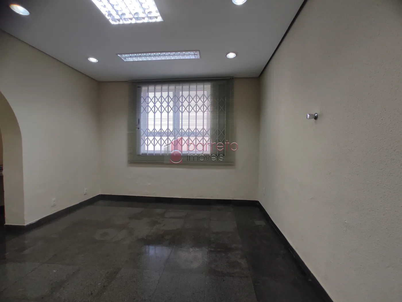 CASA COMERCIAL PARA LOCAÇÃO NO CENTRO – JUNDIAÍ/SP