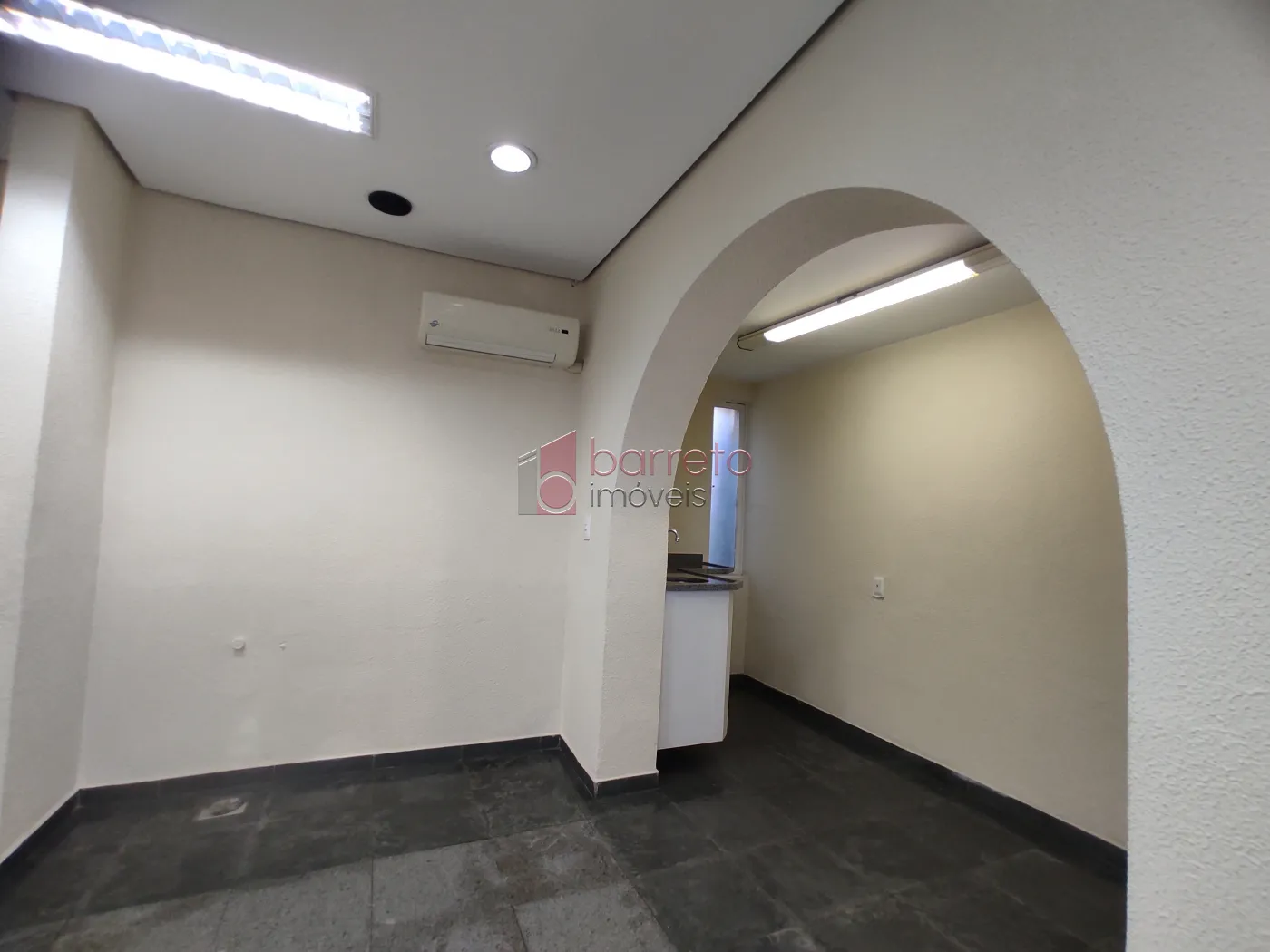CASA COMERCIAL PARA LOCAÇÃO NO CENTRO – JUNDIAÍ/SP