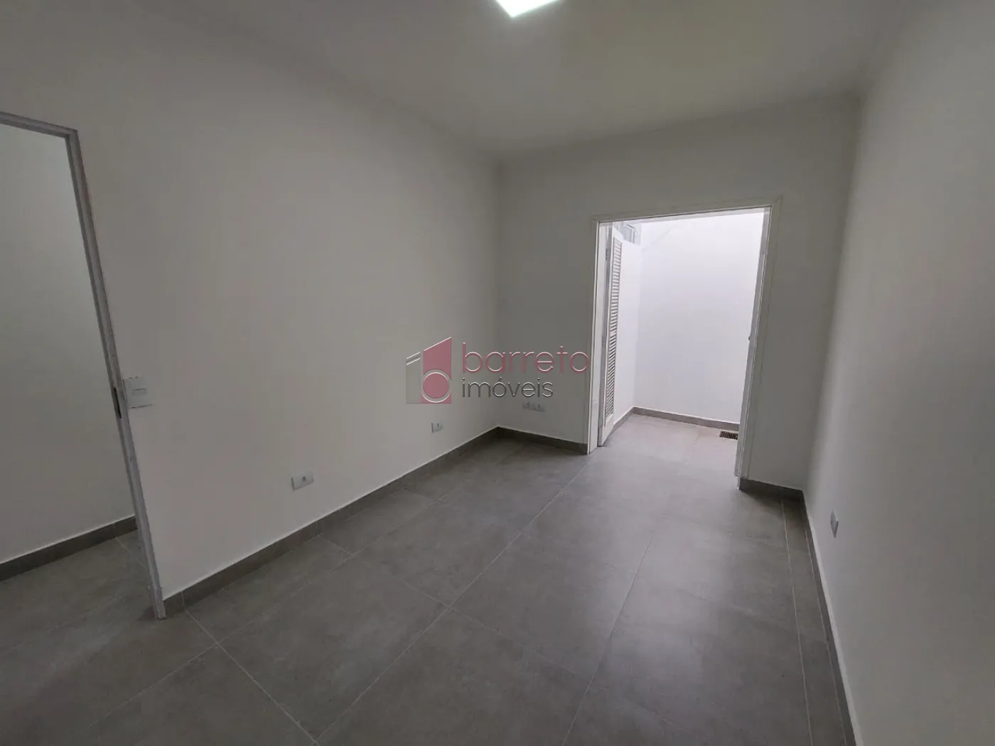 SOBRADO COMERCIAL PARA LOCAÇÃO NA VILA MUNICIPAL – JUNDIAÍ/SP
