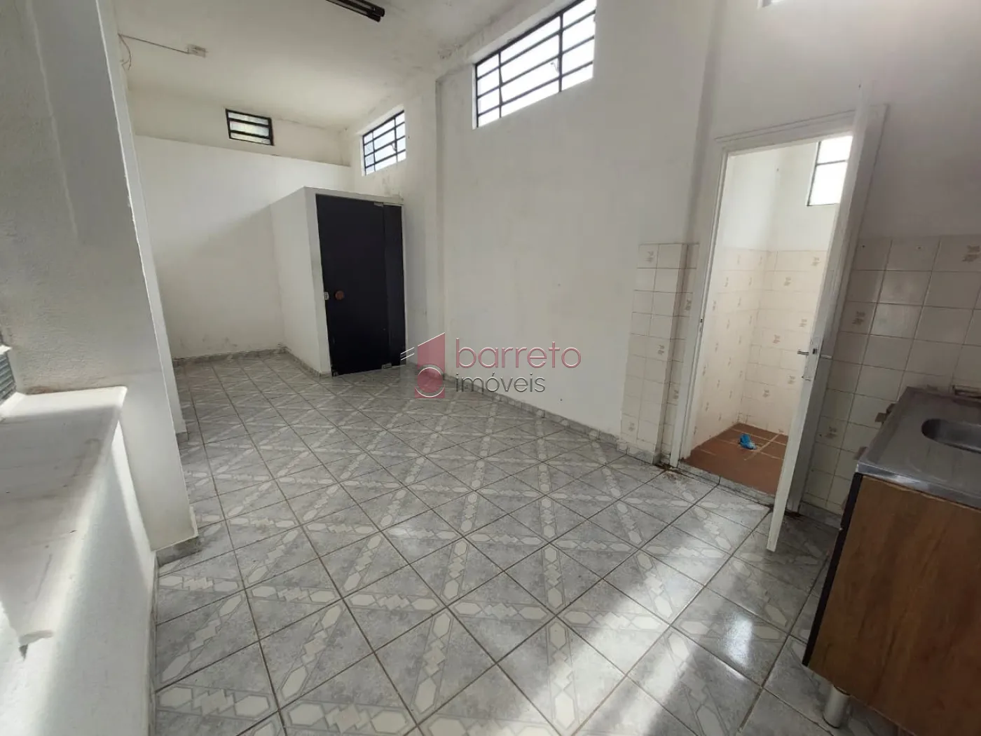 SOBRADO PARA VENDA E LOCAÇÃO COMERCIAL NO BAIRRO VILA RAFAEL DE OLIVEIRA – JUNDIAÍ/SP