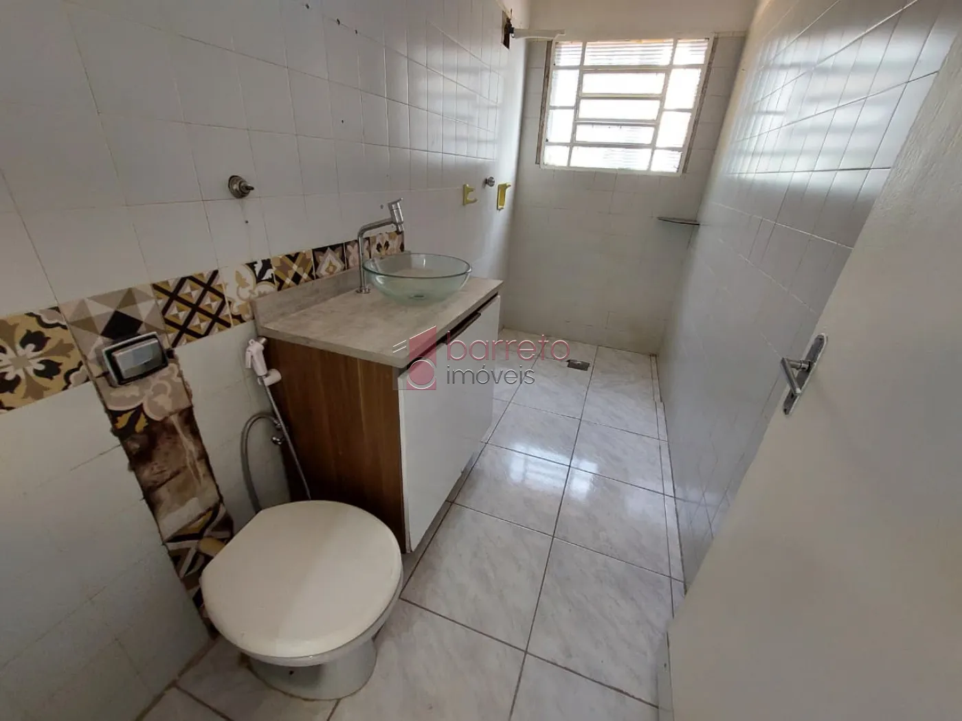 SOBRADO PARA VENDA E LOCAÇÃO COMERCIAL NO BAIRRO VILA RAFAEL DE OLIVEIRA – JUNDIAÍ/SP