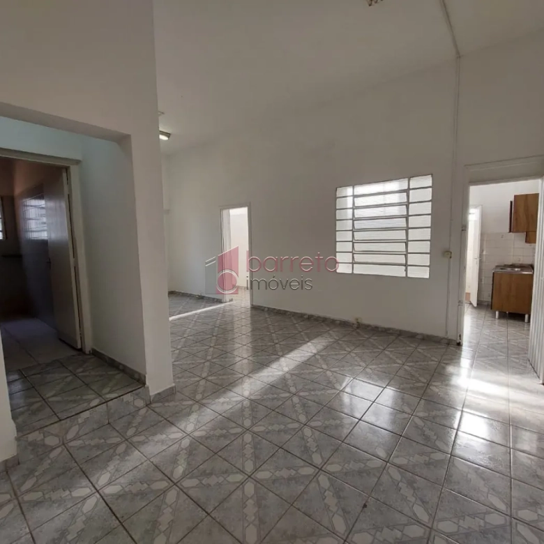 SOBRADO PARA VENDA E LOCAÇÃO COMERCIAL NO BAIRRO VILA RAFAEL DE OLIVEIRA – JUNDIAÍ/SP