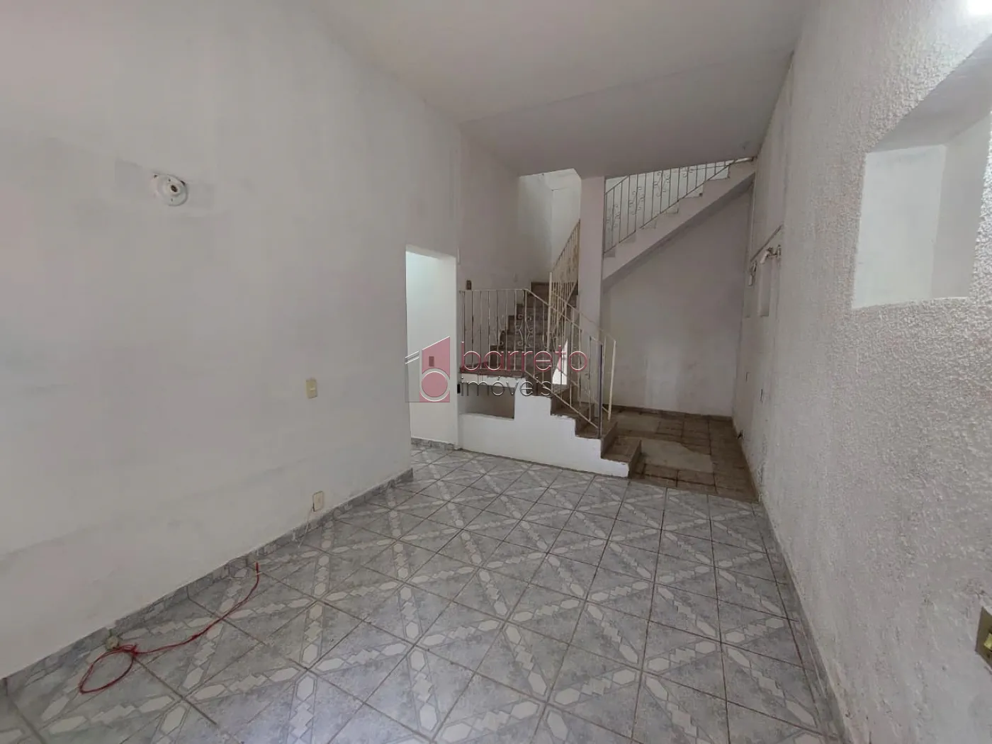 SOBRADO PARA VENDA E LOCAÇÃO COMERCIAL NO BAIRRO VILA RAFAEL DE OLIVEIRA – JUNDIAÍ/SP