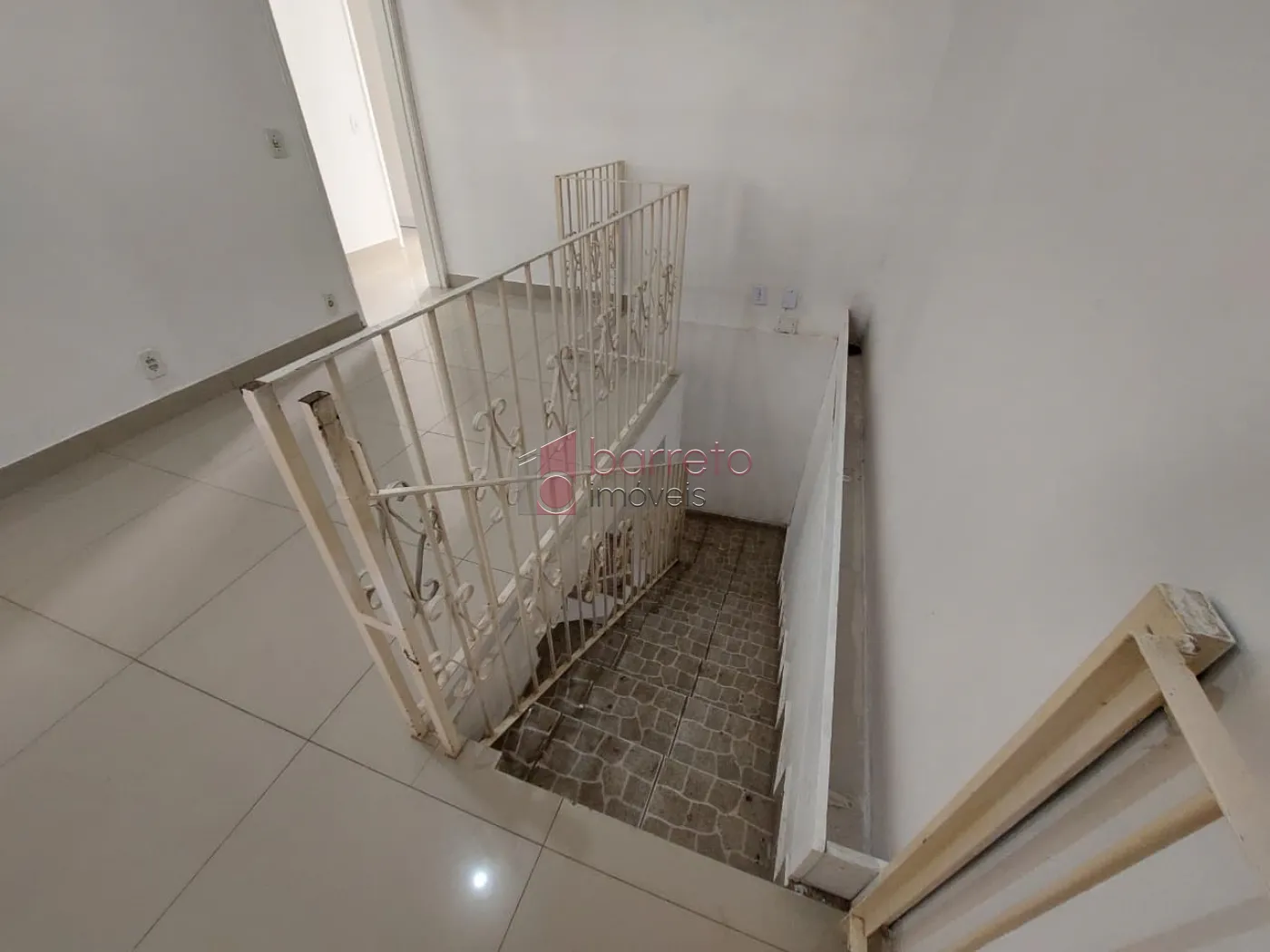 SOBRADO PARA VENDA E LOCAÇÃO COMERCIAL NO BAIRRO VILA RAFAEL DE OLIVEIRA – JUNDIAÍ/SP