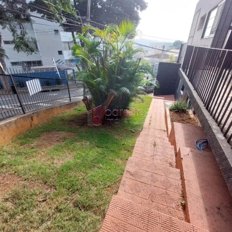 SOBRADO PARA VENDA E LOCAÇÃO COMERCIAL NO BAIRRO VILA RAFAEL DE OLIVEIRA – JUNDIAÍ/SP