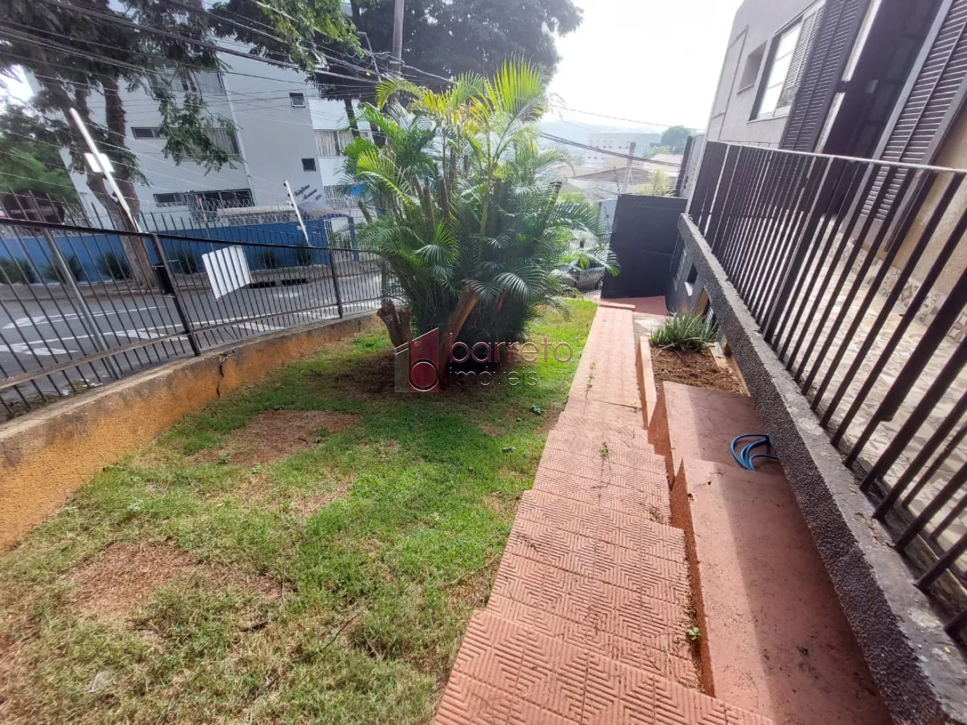 SOBRADO PARA VENDA E LOCAÇÃO COMERCIAL NO BAIRRO VILA RAFAEL DE OLIVEIRA – JUNDIAÍ/SP