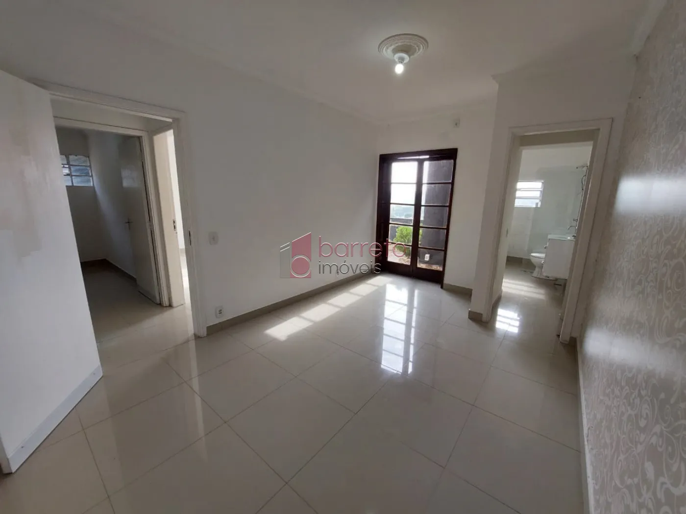 SOBRADO PARA VENDA E LOCAÇÃO COMERCIAL NO BAIRRO VILA RAFAEL DE OLIVEIRA – JUNDIAÍ/SP