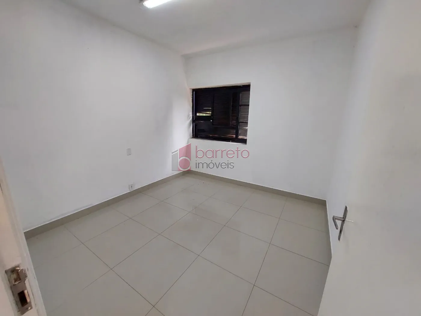 SOBRADO PARA VENDA E LOCAÇÃO COMERCIAL NO BAIRRO VILA RAFAEL DE OLIVEIRA – JUNDIAÍ/SP