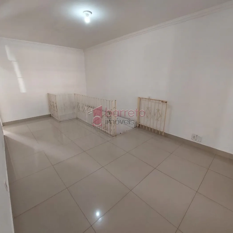 SOBRADO PARA VENDA E LOCAÇÃO COMERCIAL NO BAIRRO VILA RAFAEL DE OLIVEIRA – JUNDIAÍ/SP