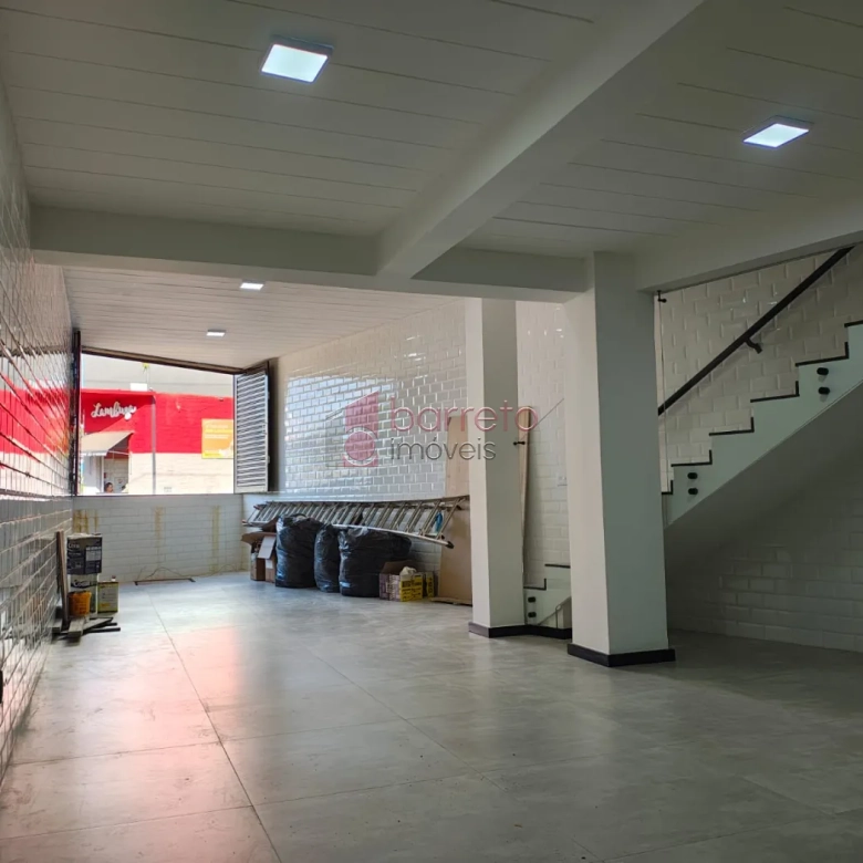 PRÉDIO COMERCIAL PARA LOCAÇÃO NA RUA DO RETIRO – JUNDIAÍ/SP