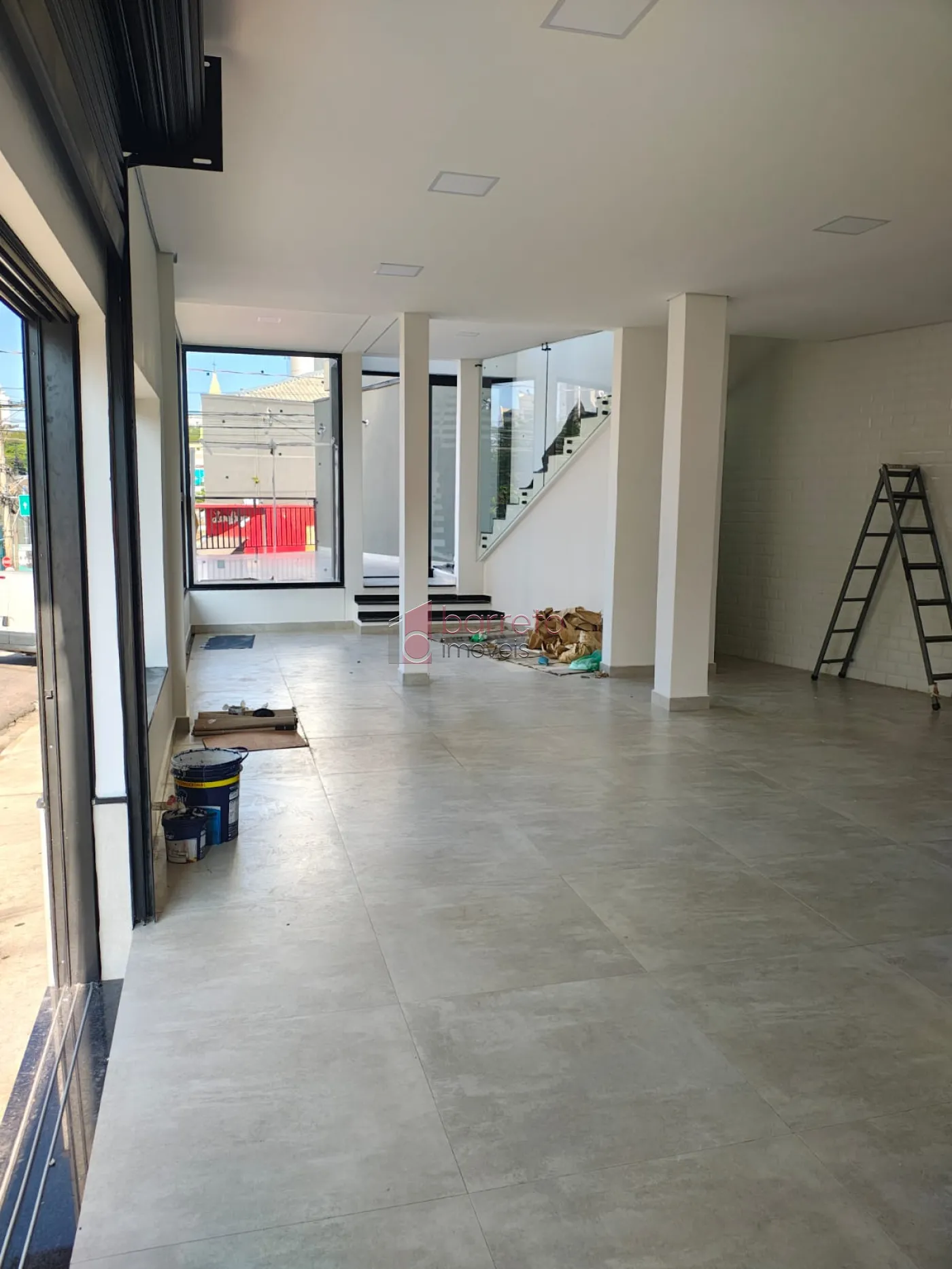 PRÉDIO COMERCIAL PARA LOCAÇÃO NA RUA DO RETIRO – JUNDIAÍ/SP