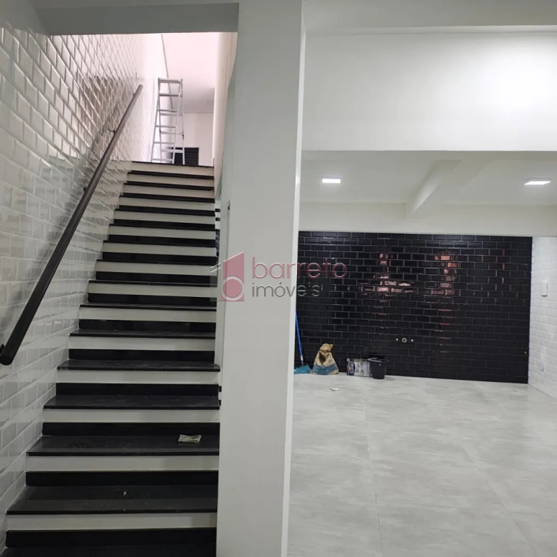 PRÉDIO COMERCIAL PARA LOCAÇÃO NA RUA DO RETIRO – JUNDIAÍ/SP