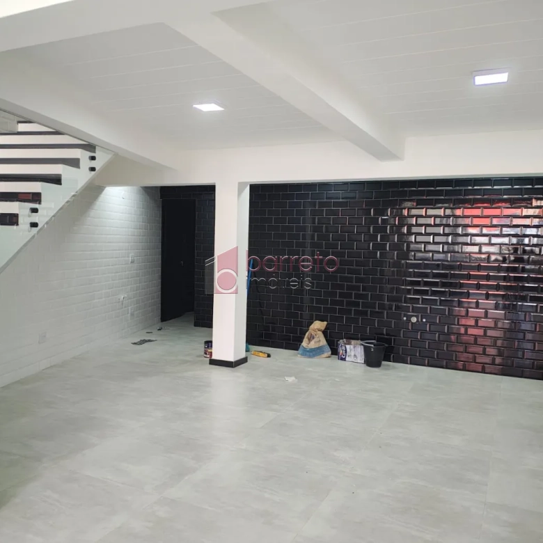PRÉDIO COMERCIAL PARA LOCAÇÃO NA RUA DO RETIRO – JUNDIAÍ/SP