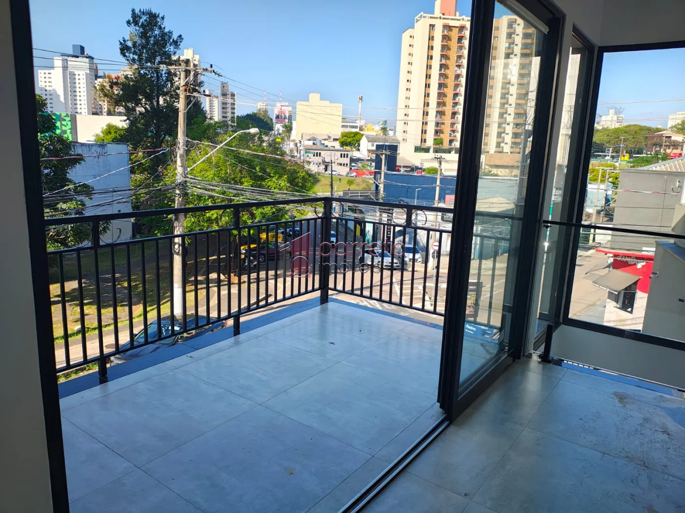PRÉDIO COMERCIAL PARA LOCAÇÃO NA RUA DO RETIRO – JUNDIAÍ/SP