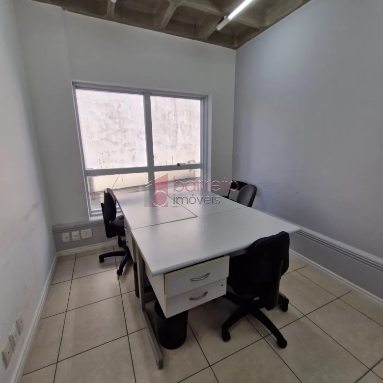SALA COMERCIAL MOBILIADA NO EDIFÍCIO LIBERAL CENTURY NO CENTRO – JUNDIAÍ/SP