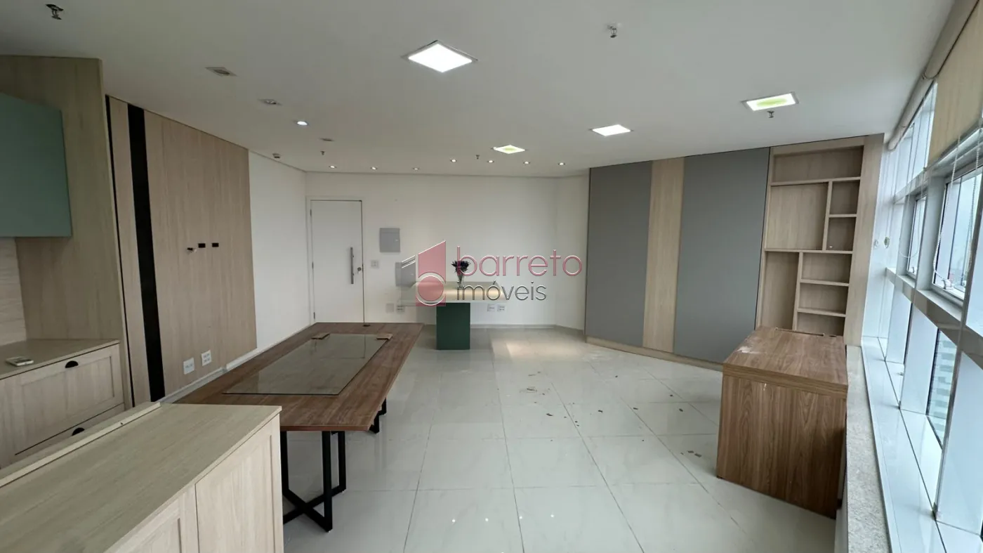SALA COMERCIAL PARA LOCAÇÃO NO EDIFÍCO GOLDEN OFFICE – JUNDIAÍ/SP