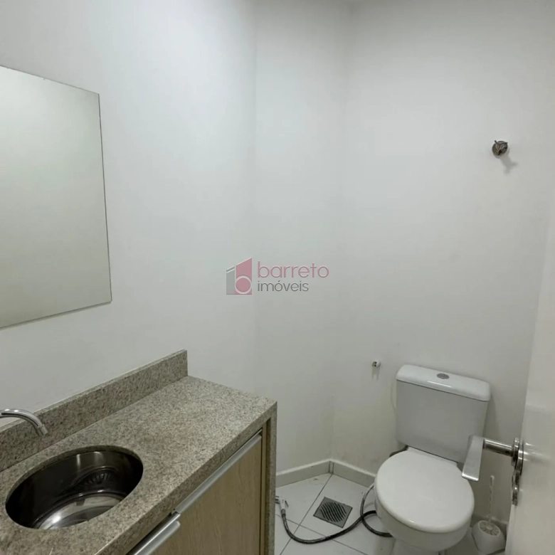 SALA COMERCIAL PARA LOCAÇÃO NO EDIFÍCO GOLDEN OFFICE – JUNDIAÍ/SP