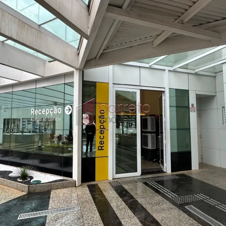 SALA COMERCIAL PARA LOCAÇÃO NO EDIFÍCO GOLDEN OFFICE – JUNDIAÍ/SP
