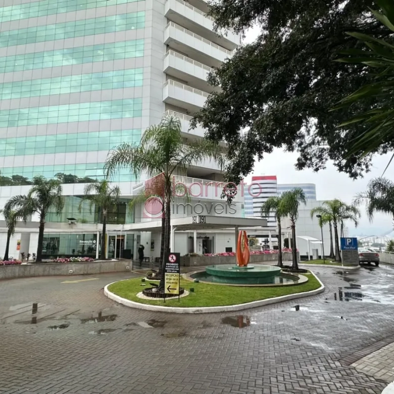 SALA COMERCIAL PARA LOCAÇÃO NO EDIFÍCO GOLDEN OFFICE – JUNDIAÍ/SP