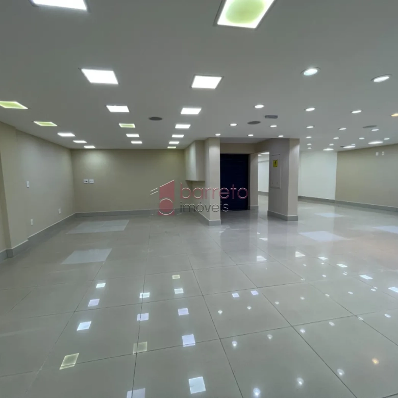 SALÃO COMERCIAL PARA VENDA E LOCAÇÃO NA REGIÃO CENTRAL – JUNDIAÍ/SP
