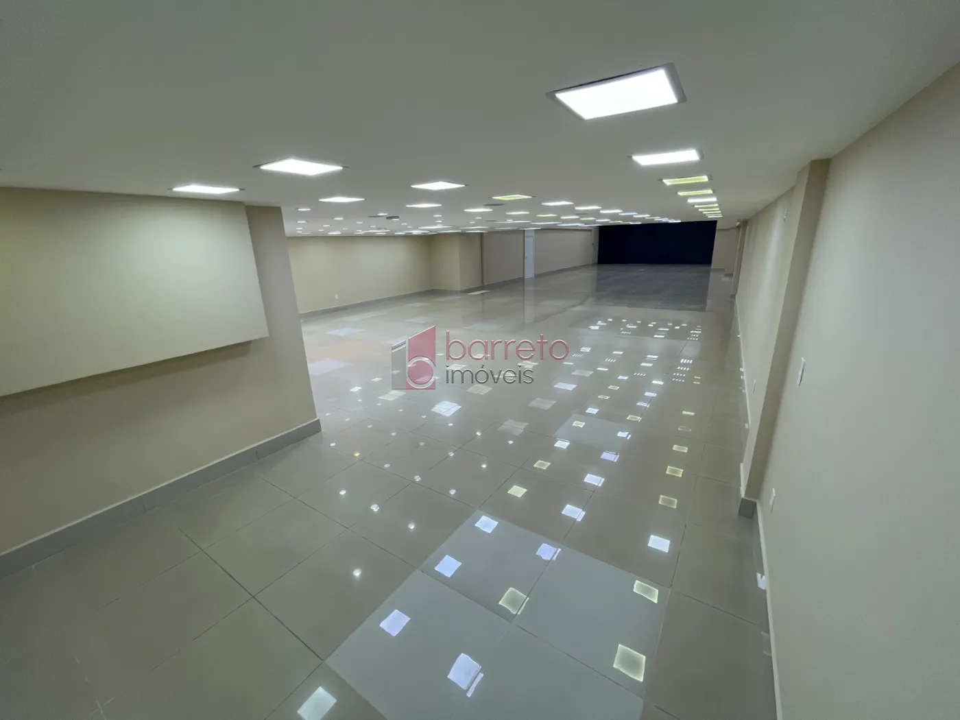 SALÃO COMERCIAL PARA VENDA E LOCAÇÃO NA REGIÃO CENTRAL – JUNDIAÍ/SP