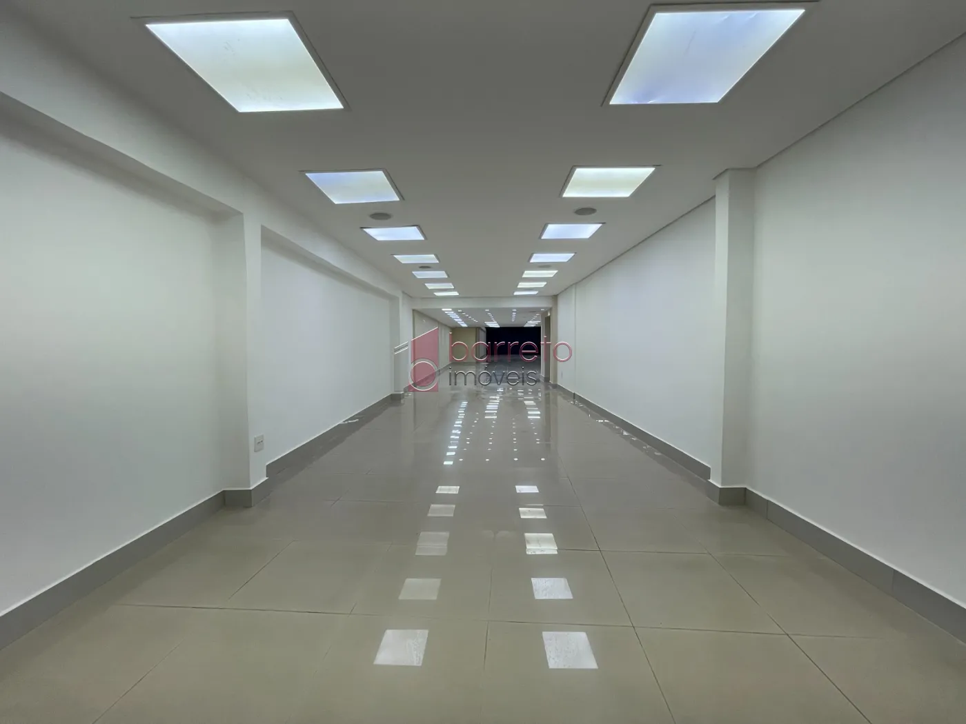 SALÃO COMERCIAL PARA VENDA E LOCAÇÃO NA REGIÃO CENTRAL – JUNDIAÍ/SP