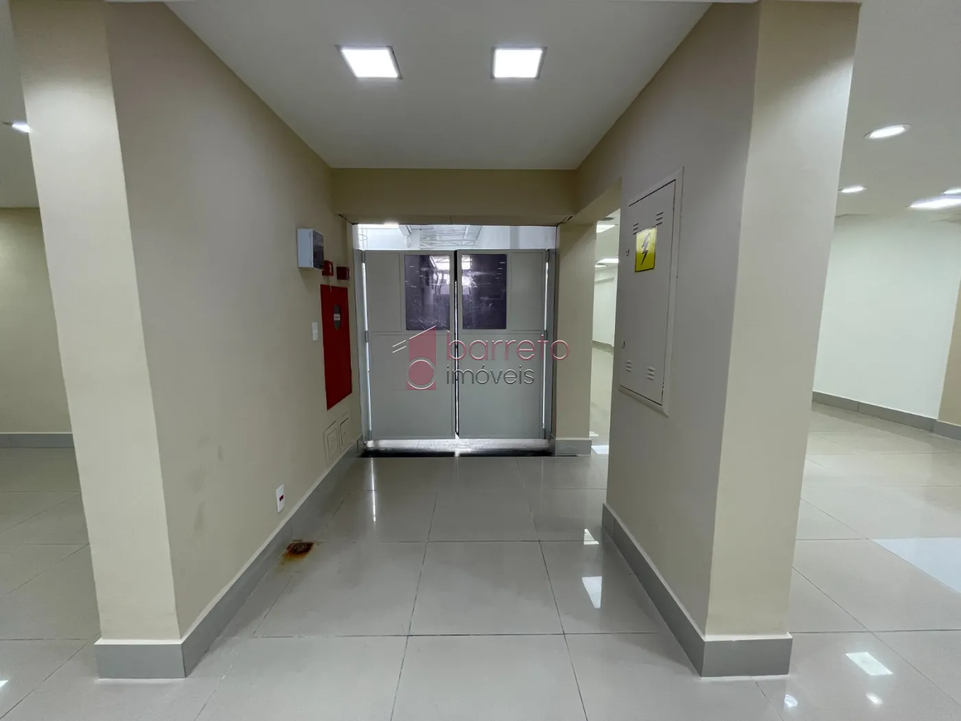 SALÃO COMERCIAL PARA VENDA E LOCAÇÃO NA REGIÃO CENTRAL – JUNDIAÍ/SP
