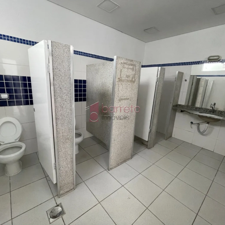 SALÃO COMERCIAL PARA VENDA E LOCAÇÃO NA REGIÃO CENTRAL – JUNDIAÍ/SP
