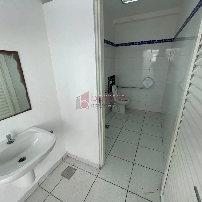 SALÃO COMERCIAL PARA VENDA E LOCAÇÃO NA REGIÃO CENTRAL – JUNDIAÍ/SP