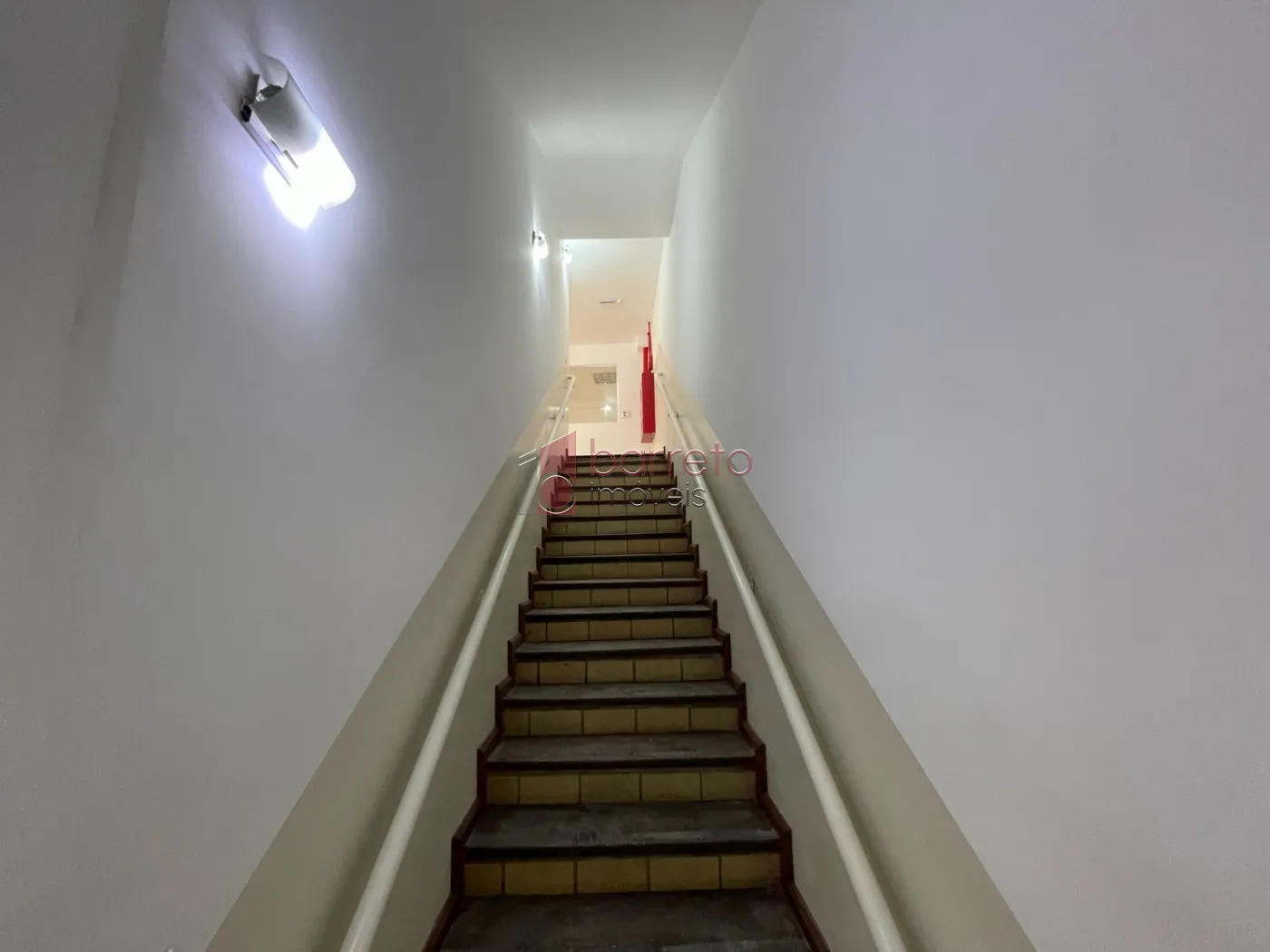 SALÃO COMERCIAL PARA VENDA E LOCAÇÃO NA REGIÃO CENTRAL – JUNDIAÍ/SP