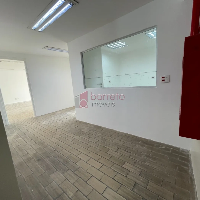 SALÃO COMERCIAL PARA VENDA E LOCAÇÃO NA REGIÃO CENTRAL – JUNDIAÍ/SP