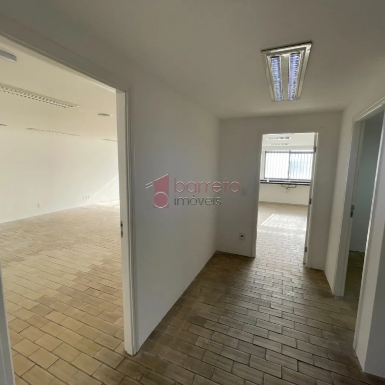 SALÃO COMERCIAL PARA VENDA E LOCAÇÃO NA REGIÃO CENTRAL – JUNDIAÍ/SP
