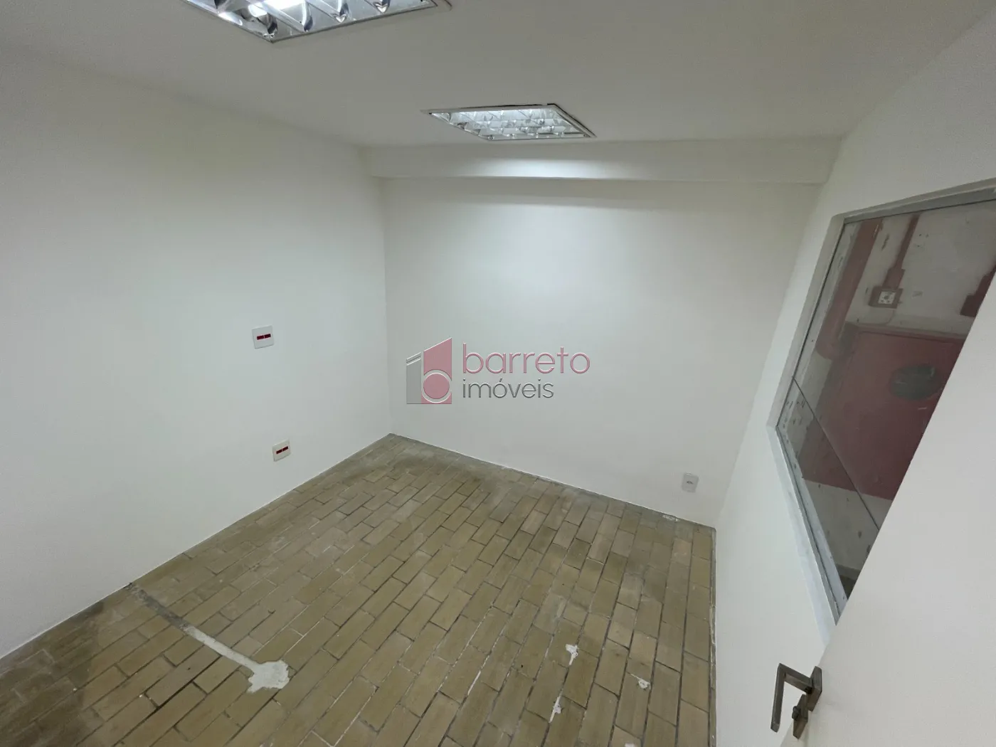 SALÃO COMERCIAL PARA VENDA E LOCAÇÃO NA REGIÃO CENTRAL – JUNDIAÍ/SP