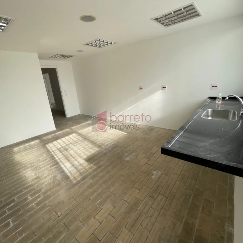 SALÃO COMERCIAL PARA VENDA E LOCAÇÃO NA REGIÃO CENTRAL – JUNDIAÍ/SP