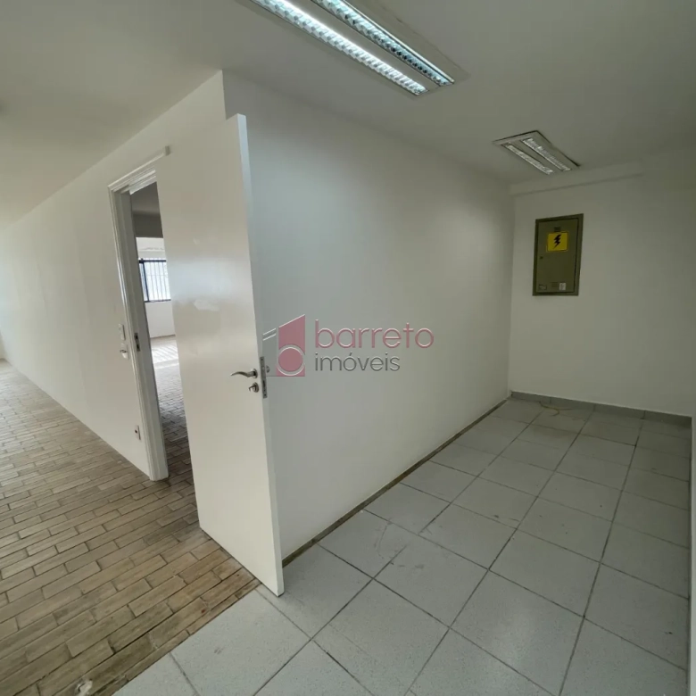 SALÃO COMERCIAL PARA VENDA E LOCAÇÃO NA REGIÃO CENTRAL – JUNDIAÍ/SP