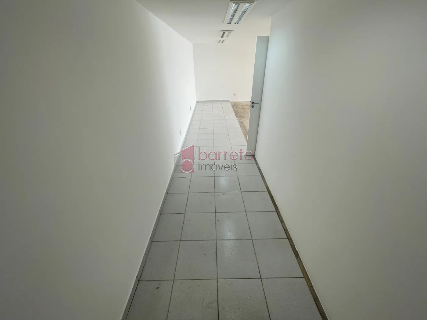 SALÃO COMERCIAL PARA VENDA E LOCAÇÃO NA REGIÃO CENTRAL – JUNDIAÍ/SP