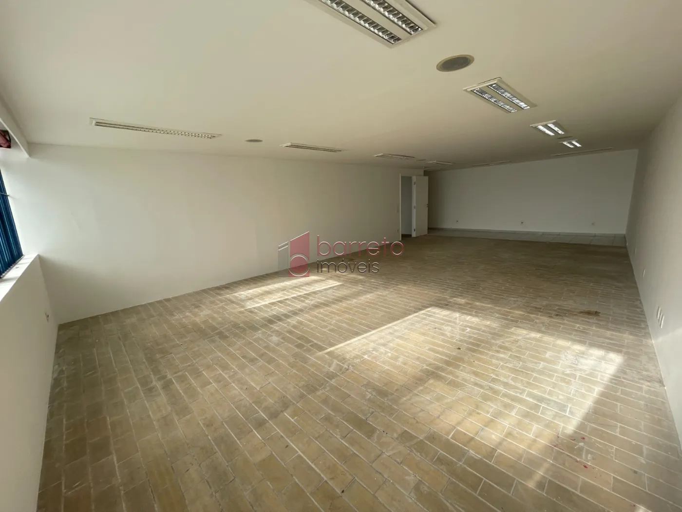SALÃO COMERCIAL PARA VENDA E LOCAÇÃO NA REGIÃO CENTRAL – JUNDIAÍ/SP