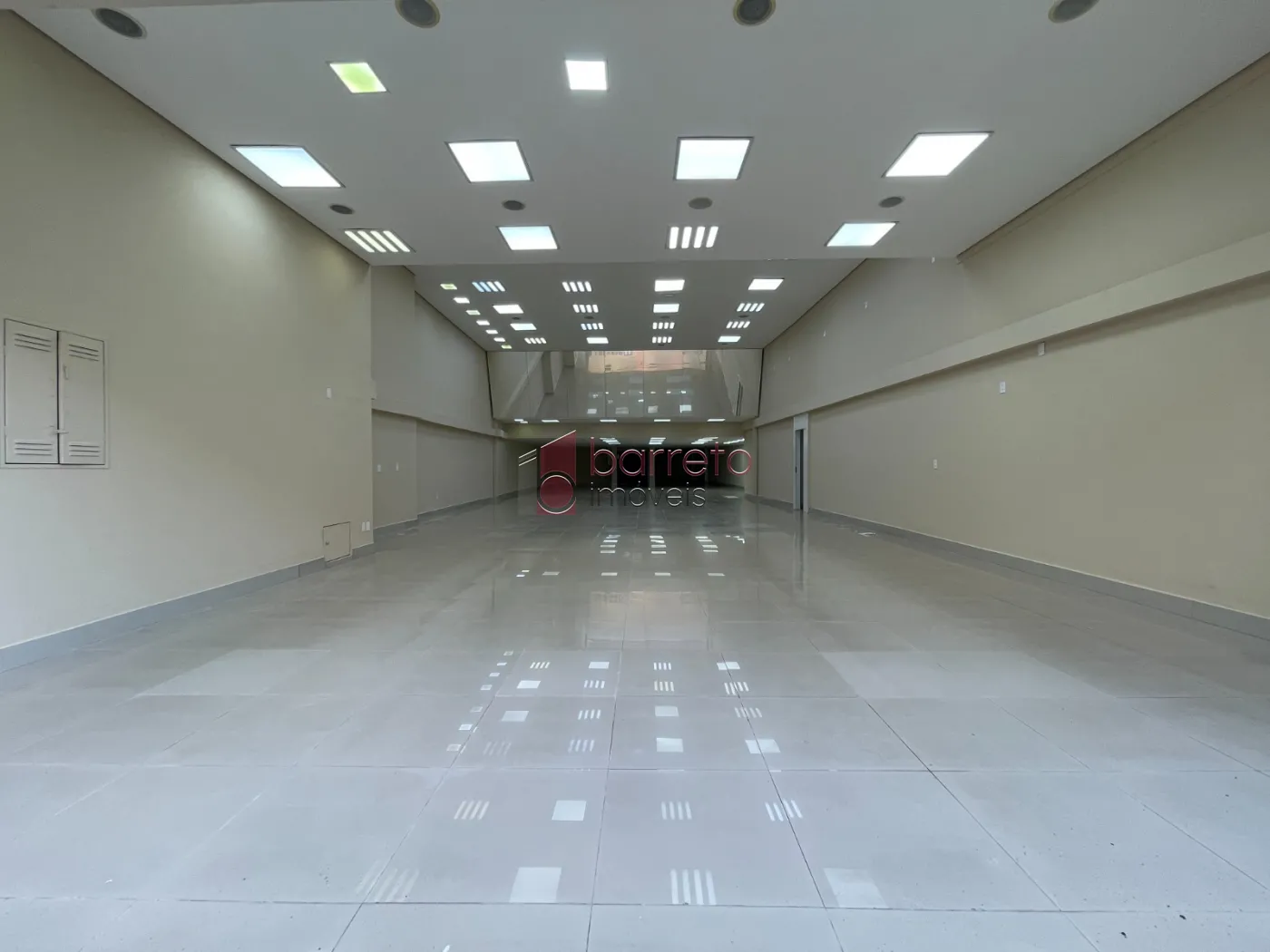 SALÃO COMERCIAL PARA VENDA E LOCAÇÃO NA REGIÃO CENTRAL – JUNDIAÍ/SP