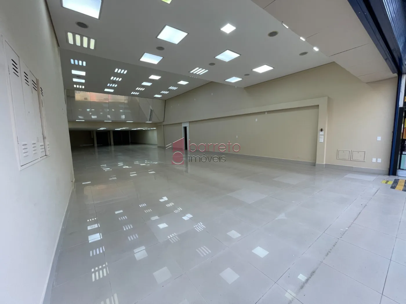 SALÃO COMERCIAL PARA VENDA E LOCAÇÃO NA REGIÃO CENTRAL – JUNDIAÍ/SP