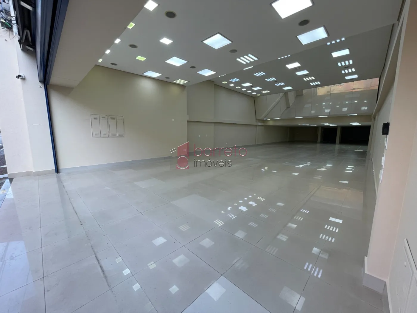 SALÃO COMERCIAL PARA VENDA E LOCAÇÃO NA REGIÃO CENTRAL – JUNDIAÍ/SP
