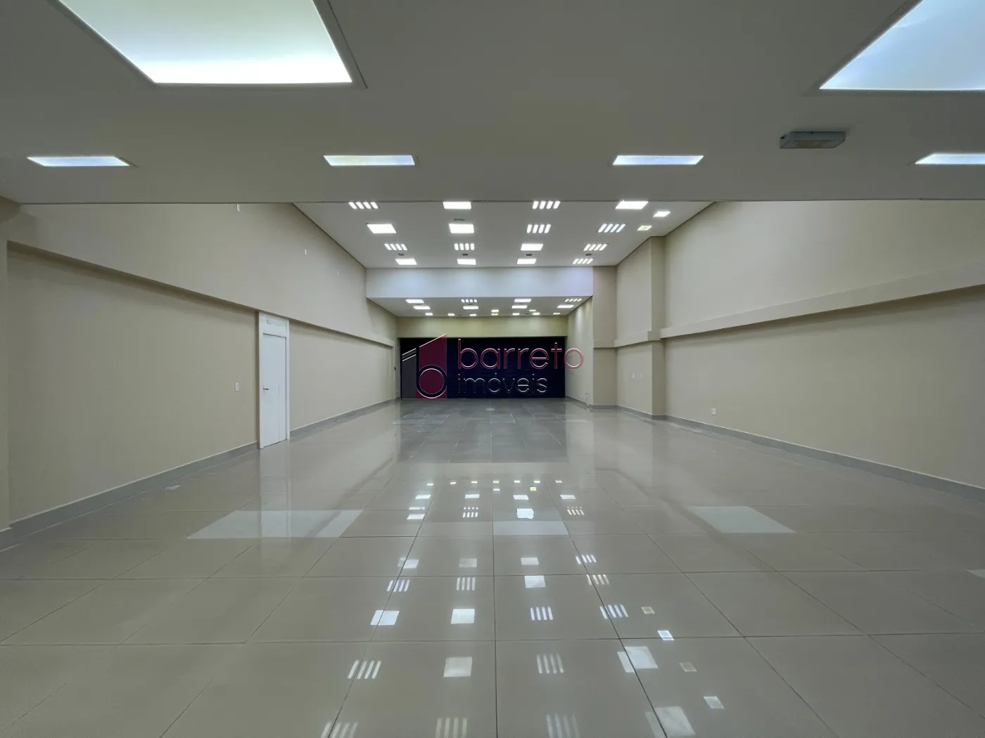 SALÃO COMERCIAL PARA VENDA E LOCAÇÃO NA REGIÃO CENTRAL – JUNDIAÍ/SP