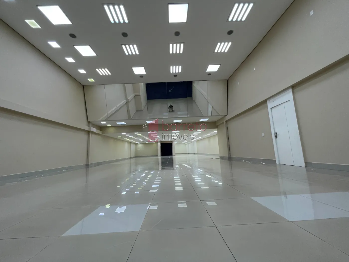 SALÃO COMERCIAL PARA VENDA E LOCAÇÃO NA REGIÃO CENTRAL – JUNDIAÍ/SP