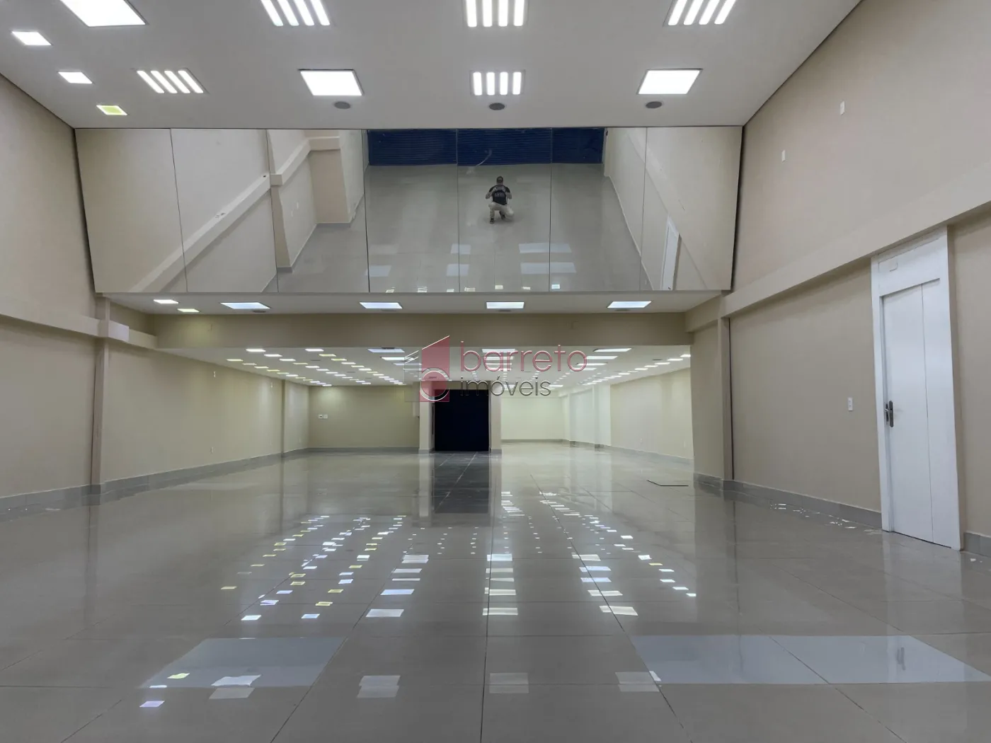 SALÃO COMERCIAL PARA VENDA E LOCAÇÃO NA REGIÃO CENTRAL – JUNDIAÍ/SP