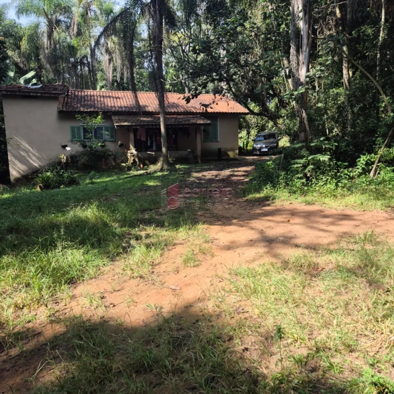SÍTIO À VENDA NA AVENIDA GERALDO AZZONI – BAIRRO RIO ACIMA EM JUNDIAÍ/SP