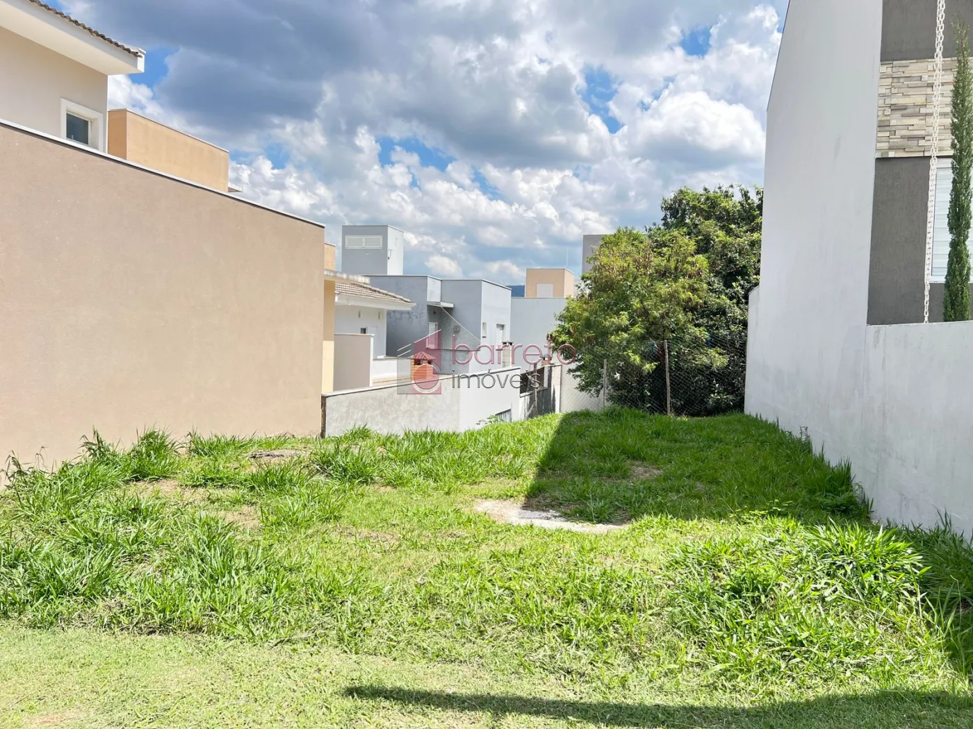 TERRENO À VENDA NO CONDOMÍNIO VILLAGGIO DI SAN FRANCISCO – MEDEIROS – JUNDIAÍ/SP