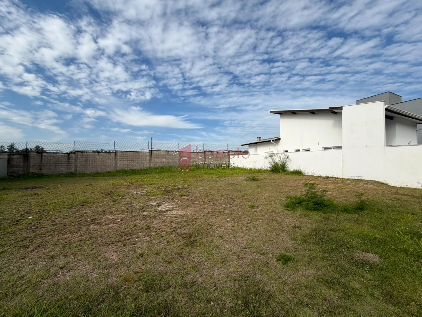 TERRENO À VENDA NO CONDOMÍNIO RESERVA DA MATA – CORRUPIRA – JUNDIAÍ/SP