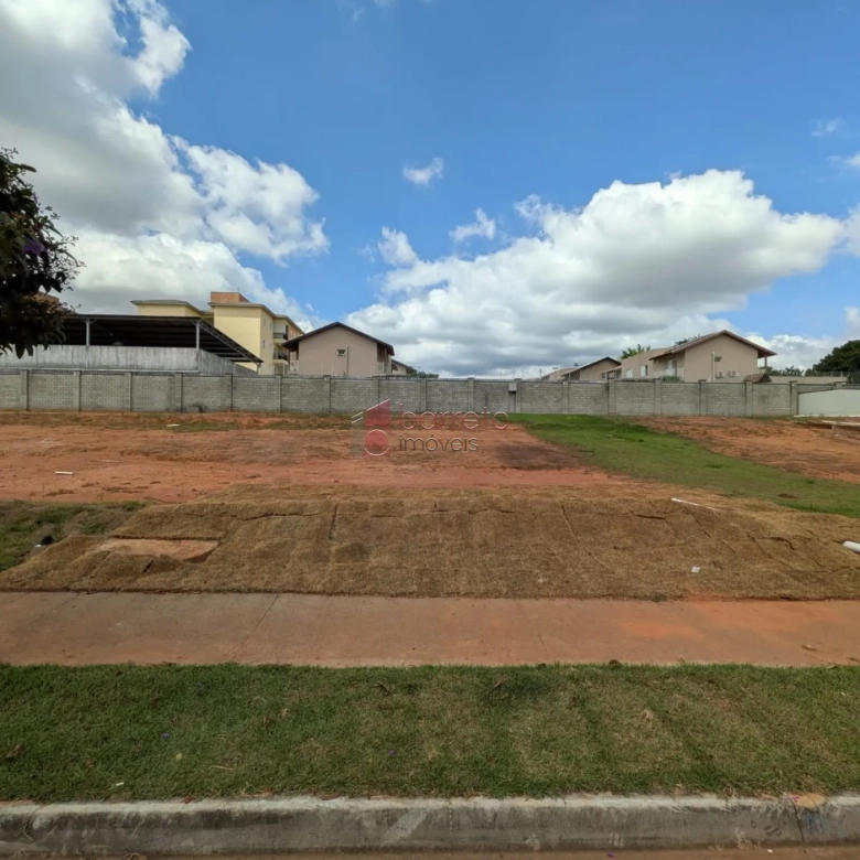 TERRENO À VENDA NO CONDOMÍNO CAMPOS DE MEDEIROS EM JUNDIAÍ/SP